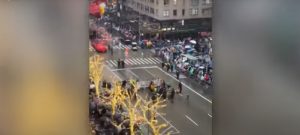 Puluhan Demonstran Pro Palestina Ditangkap saat Gelar Aksi Demo di Parade Thanksgiving New York